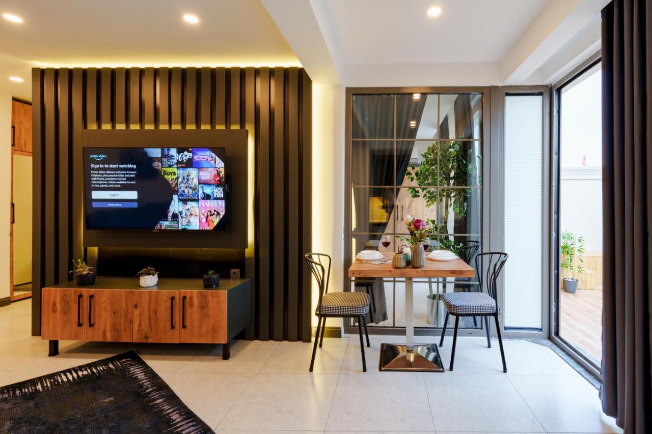 Mrt Suites Lara Antalya Exteriör bild