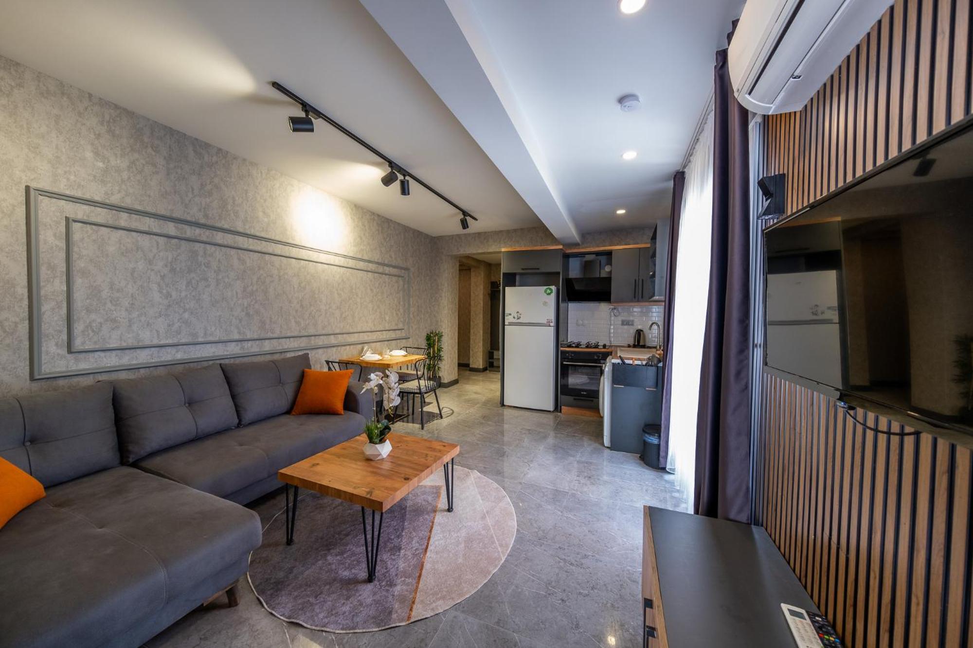 Mrt Suites Lara Antalya Exteriör bild