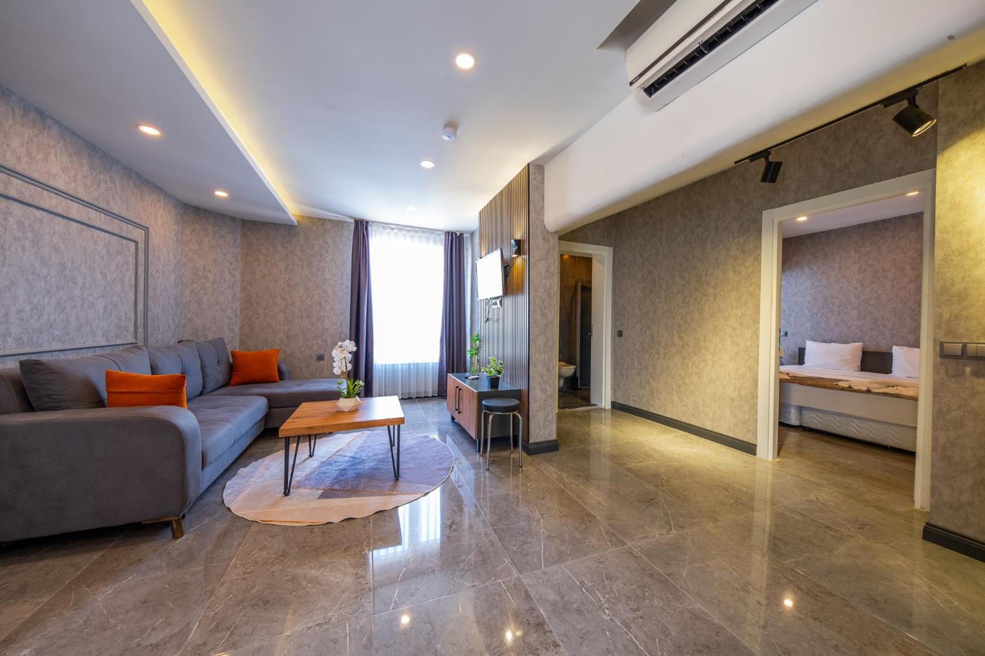 Mrt Suites Lara Antalya Exteriör bild